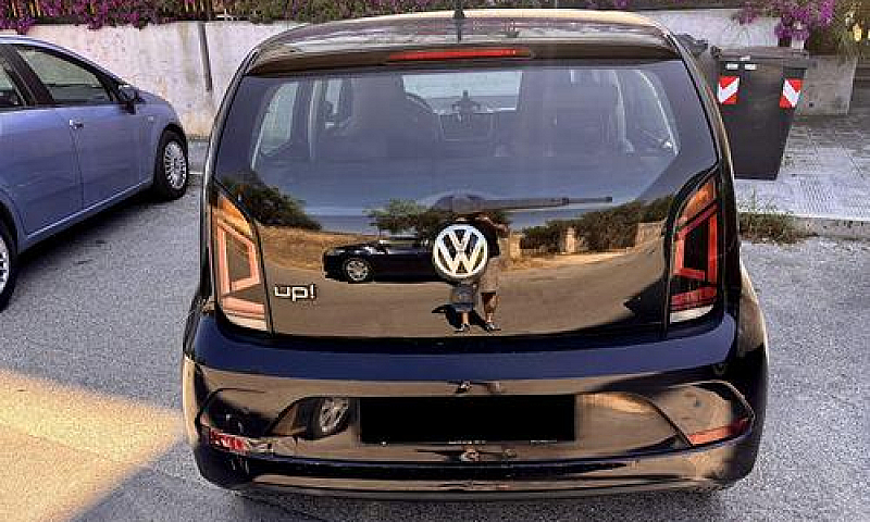 Volkswagen Up! 2018 ...