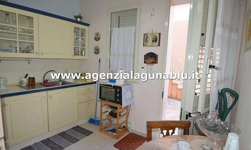Appartamento Con Ing...