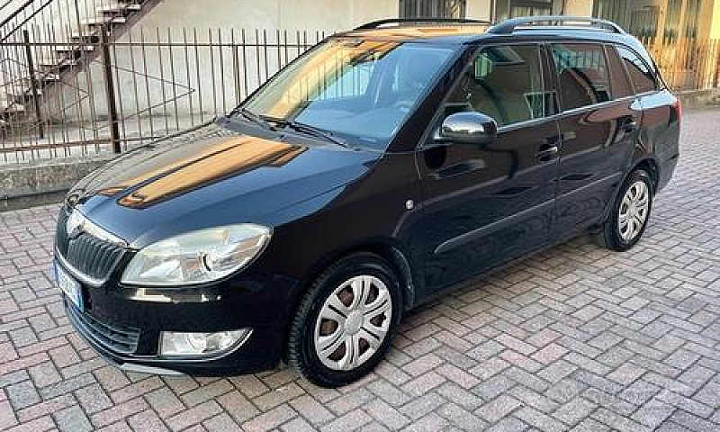 Skoda Fabia 1.2 Benz...