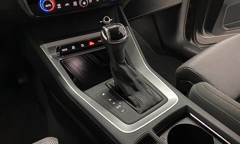 Audi Q3 Sportback 2....