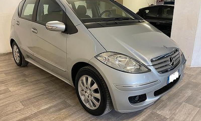 Mercedes-Benz A 180 ...