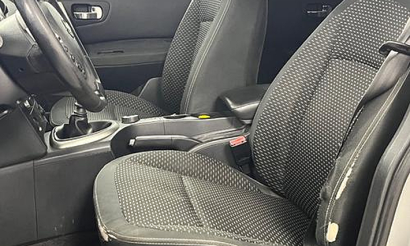 Nissan Qashqai 2.0 4...