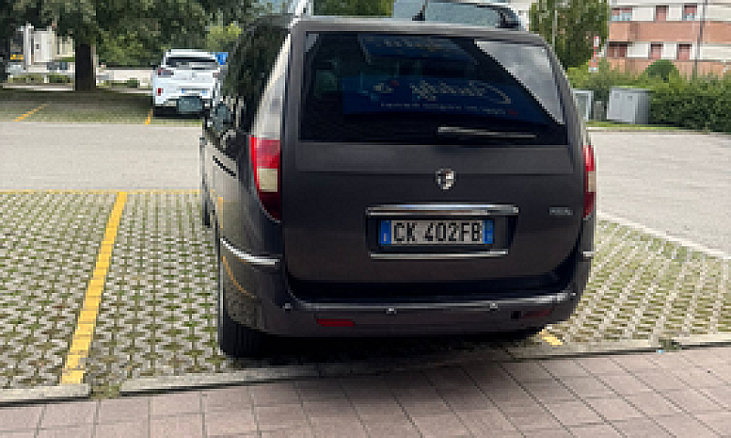 Lancia Phedra...