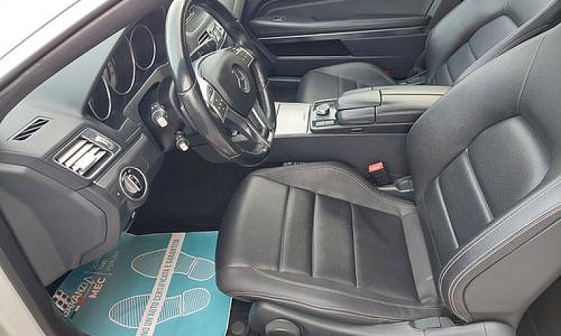 Mercedes-Benz E 220C...
