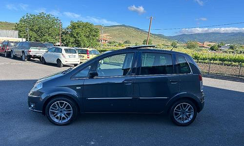Lancia - Musa - 1.6 ...