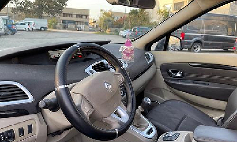 Renault Scenic X-Mod...