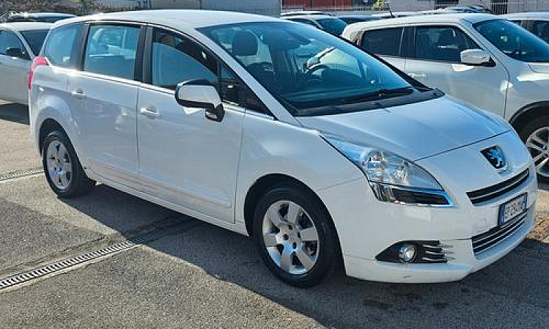 Peugeot 5008 1.6 Hdi...