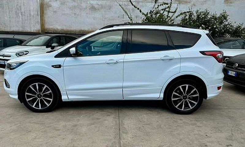 Ford Kuga 1.5 Tdci 1...