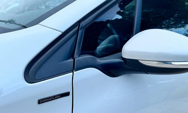Peugeot 208 Puretech...