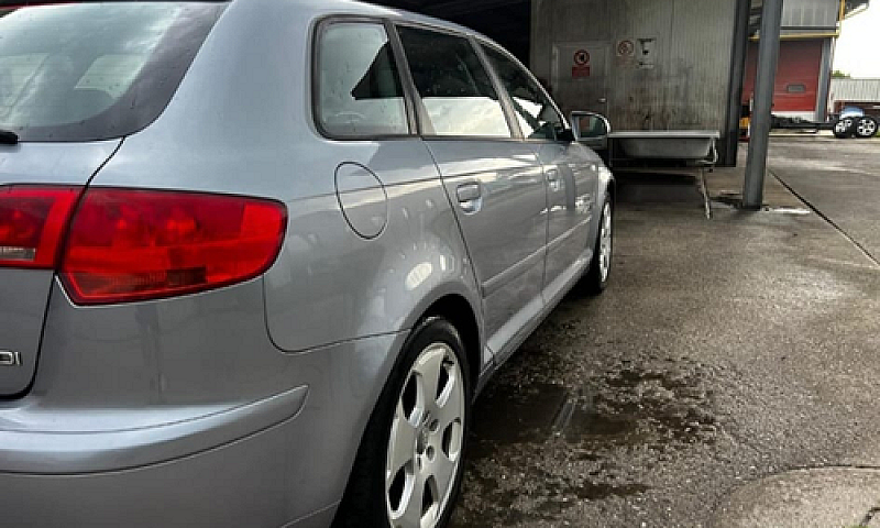 Audi A 3...