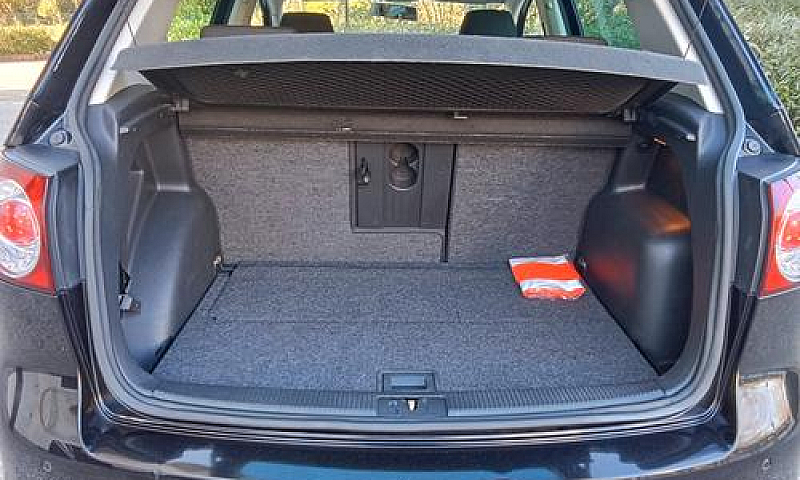 Vw Golf 1.6 Tdi 105C...