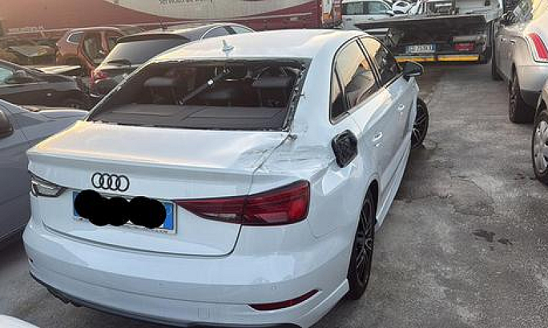 Audi A3 Sedan Incide...
