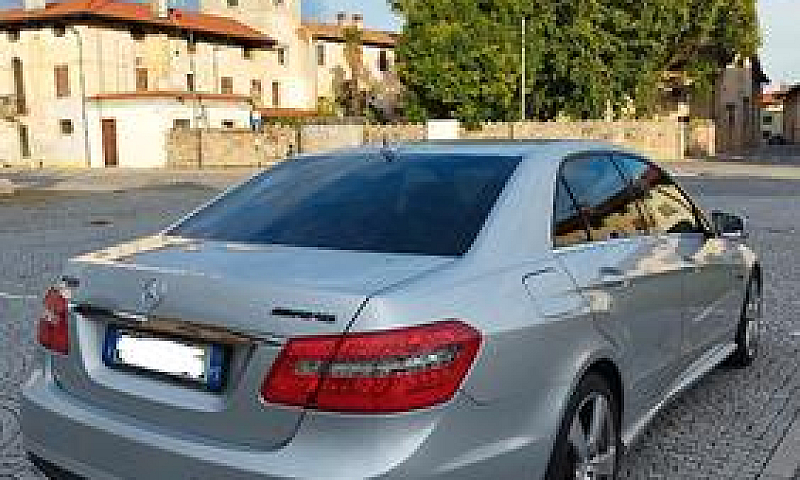 Mercedes E300...