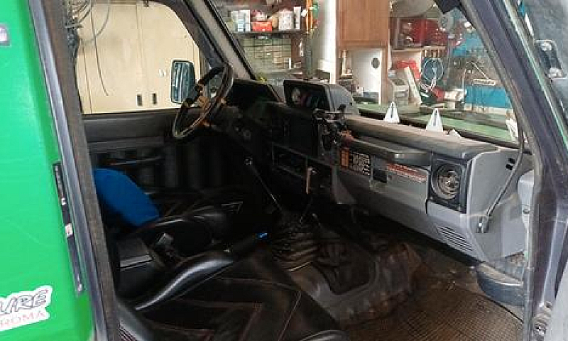 Toyota Landcruiser L...