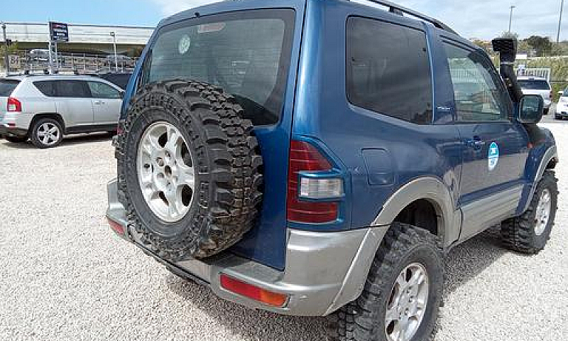 Mitsubishi Pajero 3....