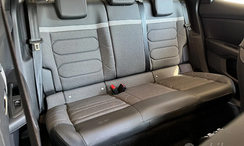 Citroën C4...