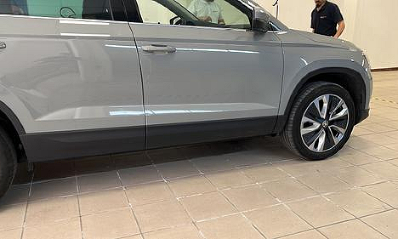 Skoda Karoq - 2025...