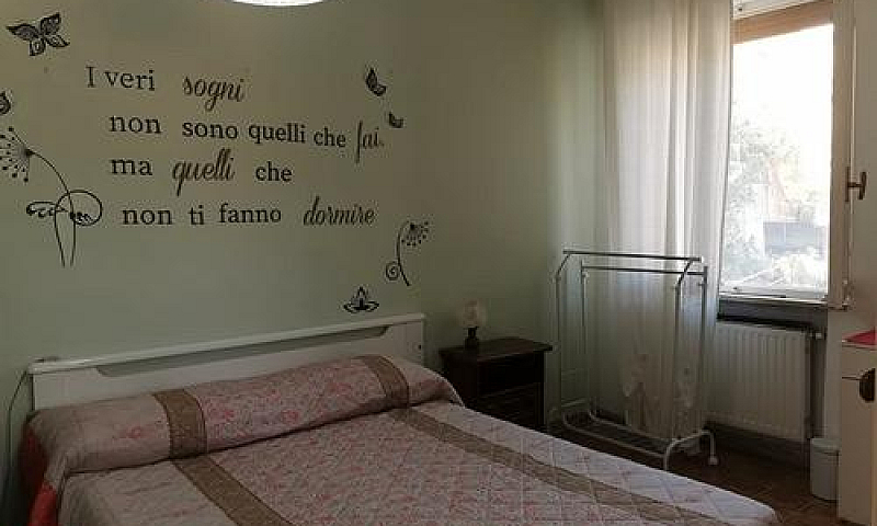 Comodo Bilocale Balc...