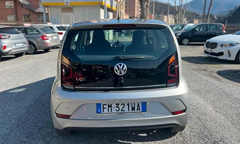 Volkswagen Up! 1.0 7...