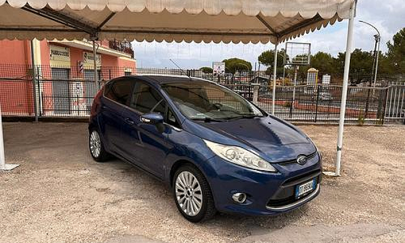 Ford Fiesta 1.2 82 C...