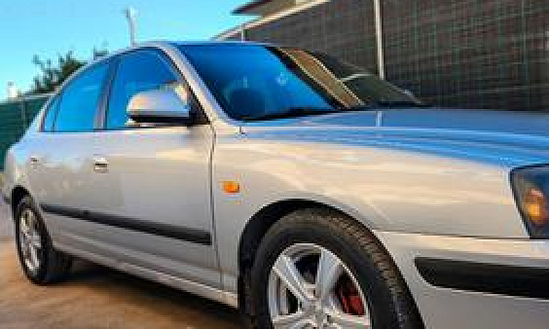 Hyundai Elantra 3ª S...