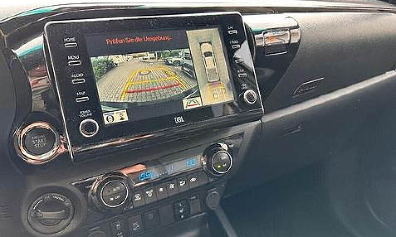 Toyota Hilux 2.8 Aut...