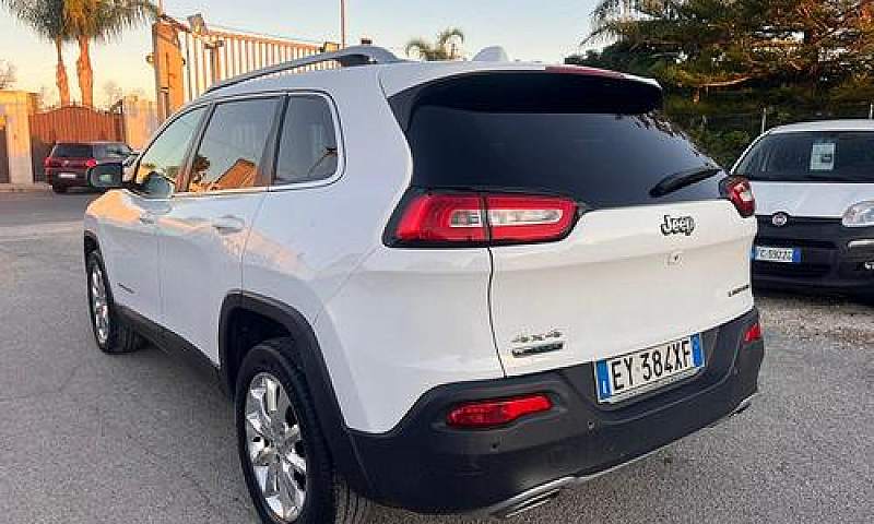 Jeep Cherokee 2.0 Mj...
