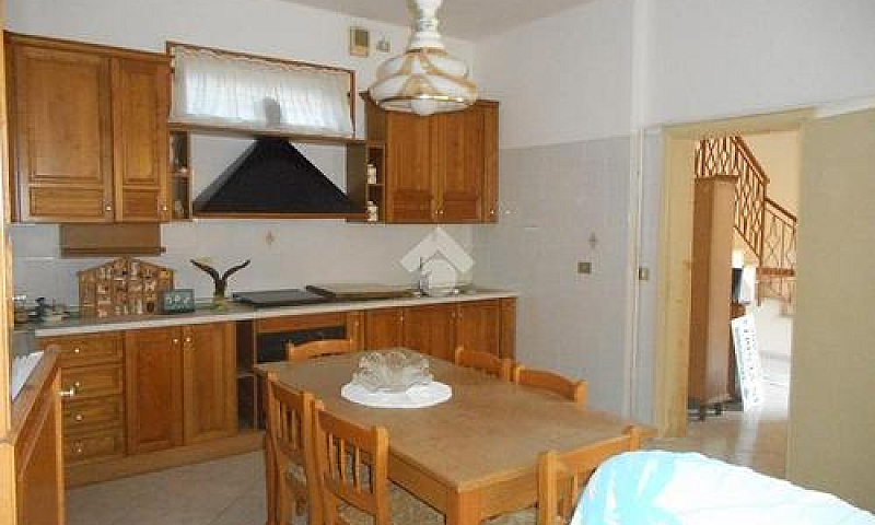 4 Locali A Comacchio...