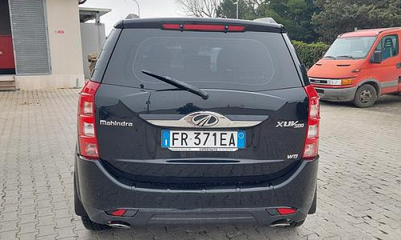 Mahindra Xuv 500 7 P...