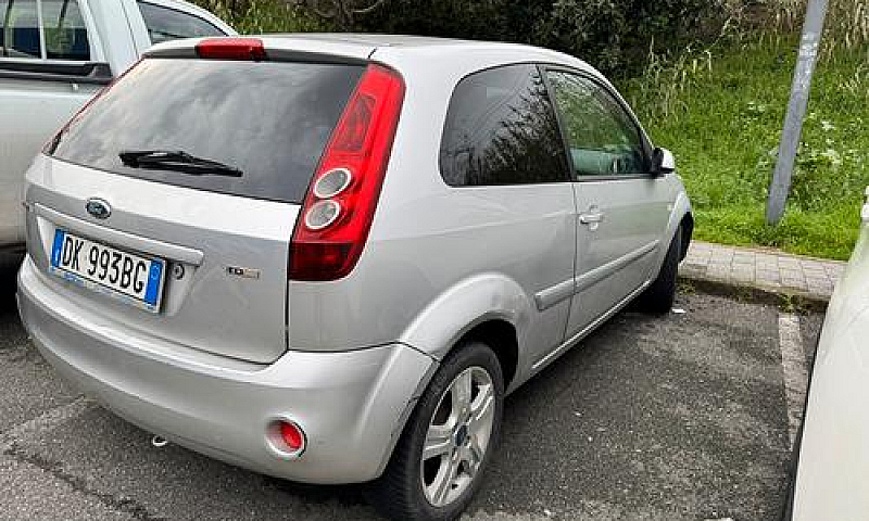 Ford Fiesta 1.4 Dies...