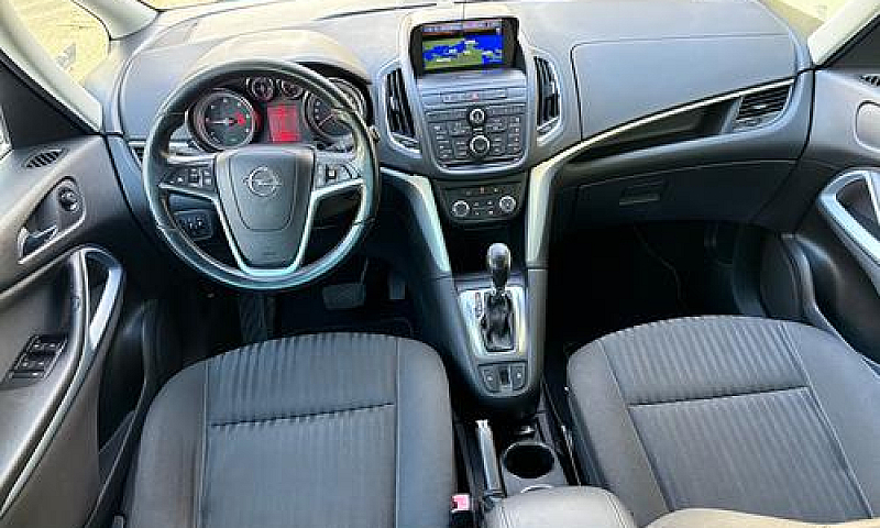 Opel Zafira 2.0 Cdti...