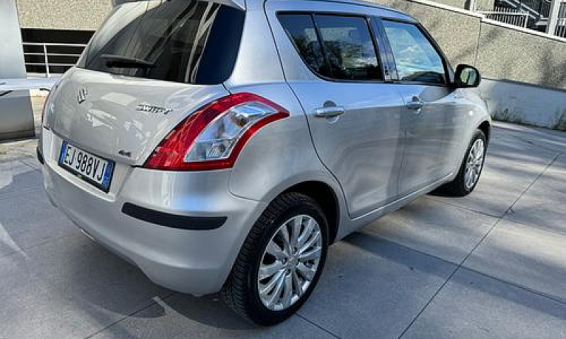 Suzuki Swift 1.2 4Wd...