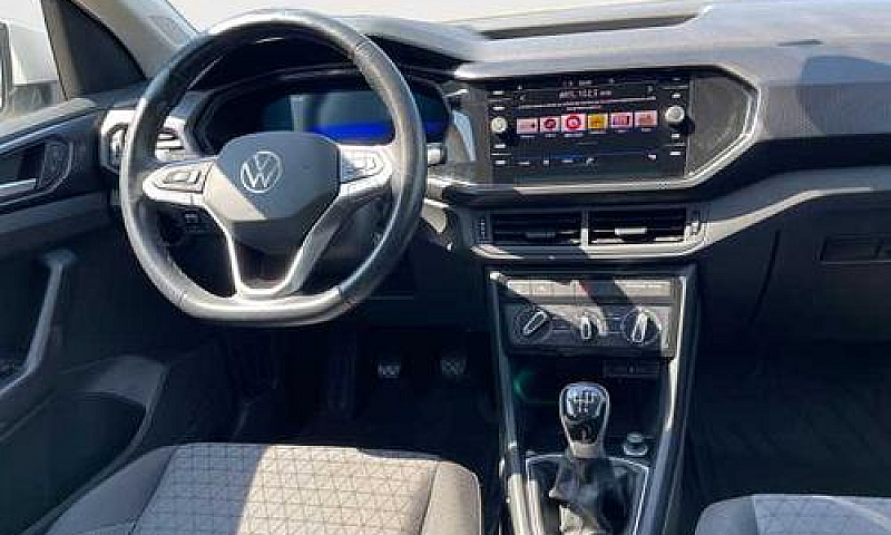 Volkswagen T-Cross 1...