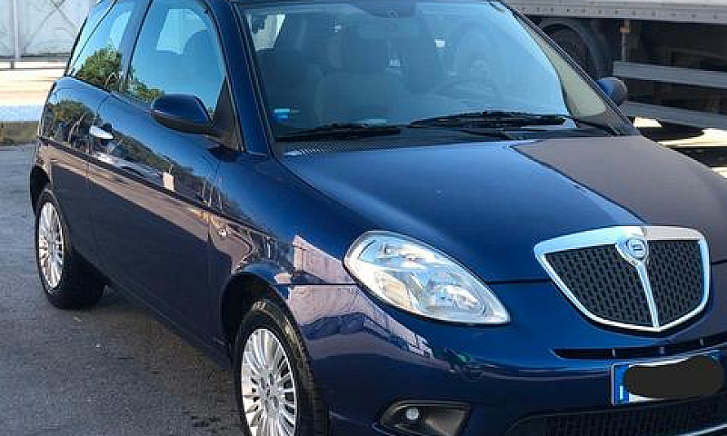 Lancia Ypsilon 2ª Se...