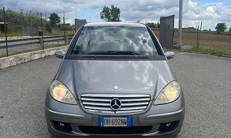 Mercedes-Benz A 180 ...