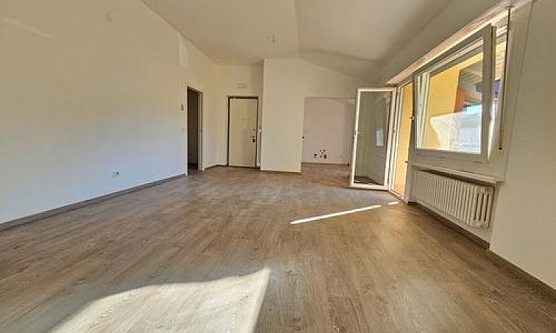 2 Camere Matrimonial...