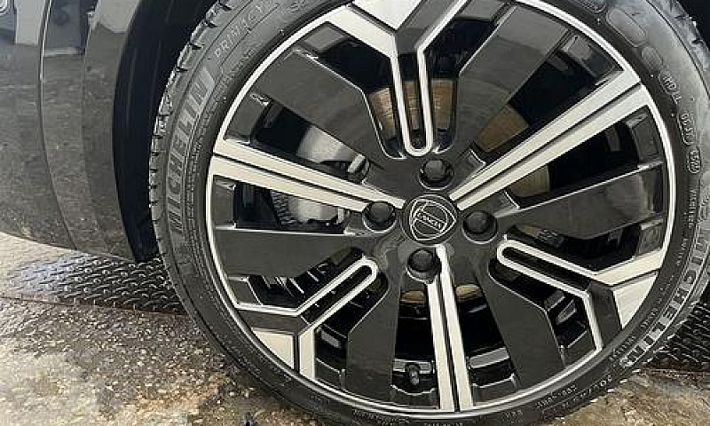 Lancia Ypsilon Hybri...