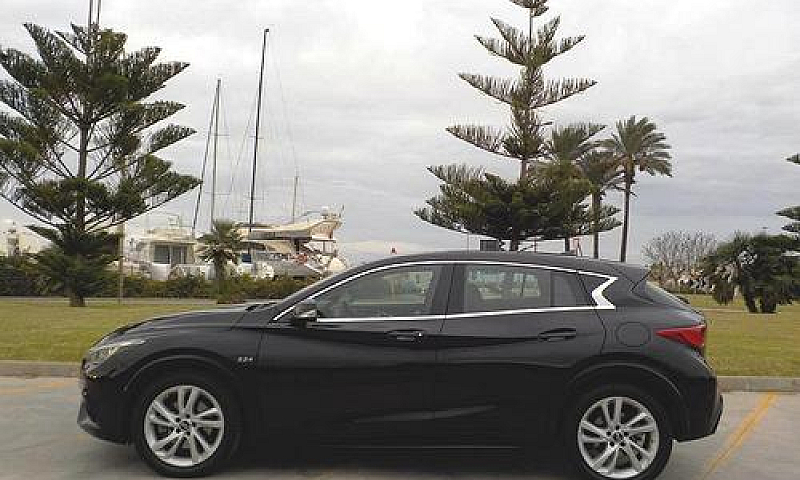 Infiniti Q30 2.2 Die...