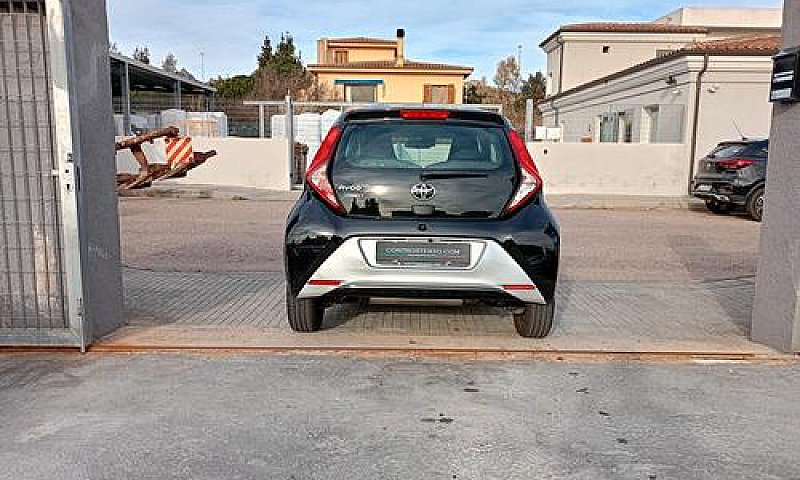 Toyota Aygo 12000Km ...