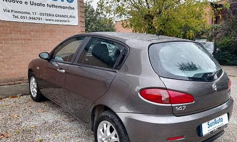 Alfa Romeo 147 1.6 1...