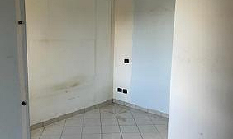 Vendesi Studio...