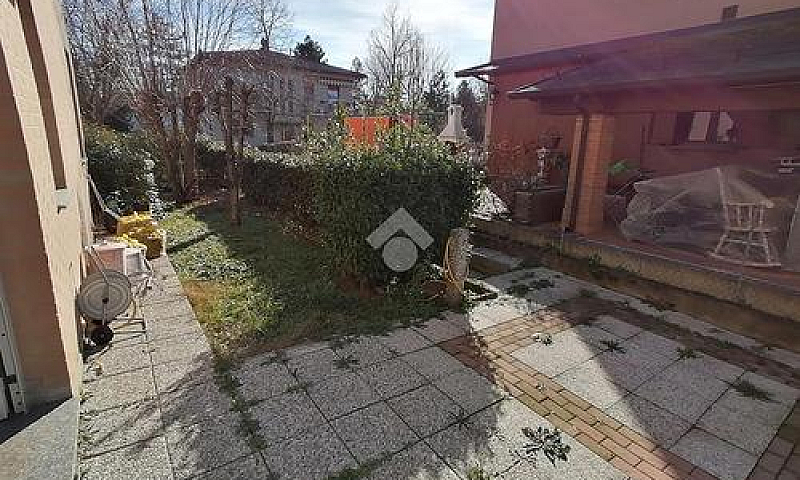 4 Locali A Valsamogg...