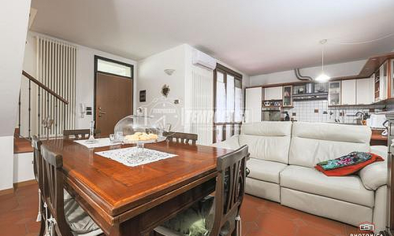 Villetta A Schiera C...