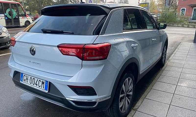 Volkswagen T-Roc 2.0...