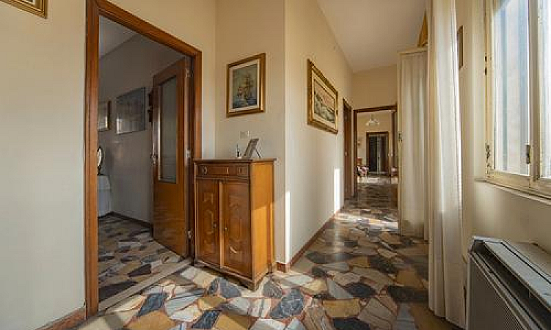Appartamento Di Ampi...