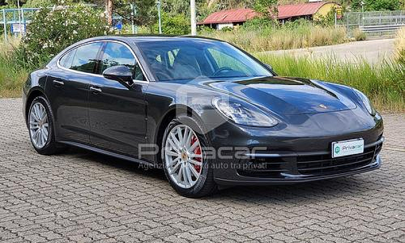 Porsche Panamera 2.9...