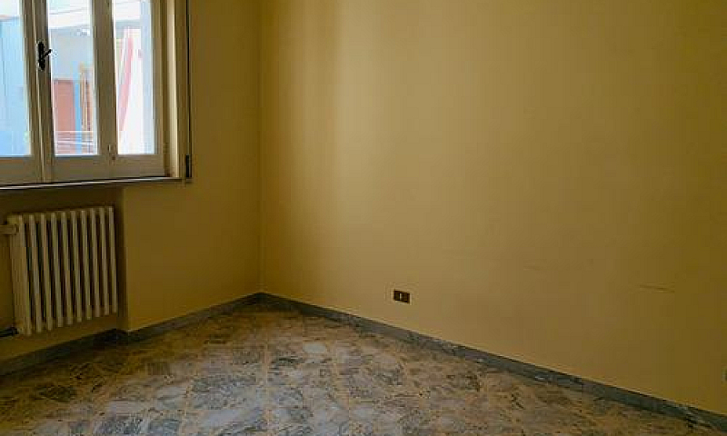 Via Sturzo 36 Mola...