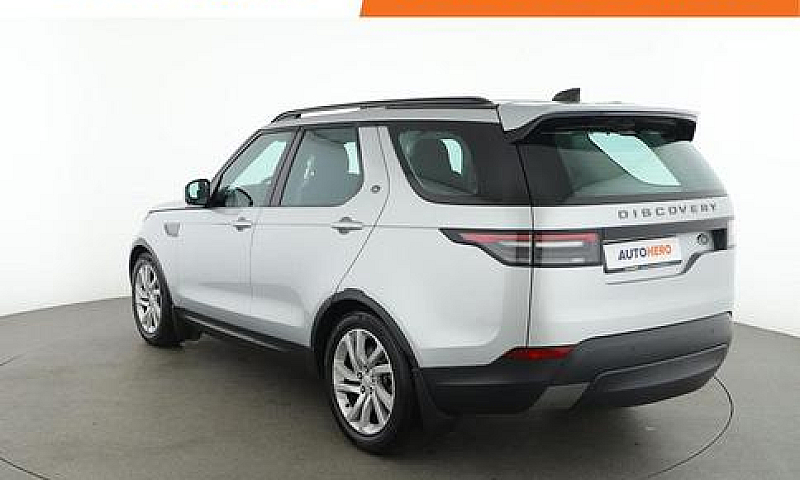 Land Rover Discovery...