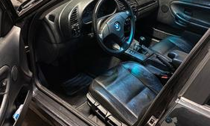 Bmw E36 318Tds Berli...