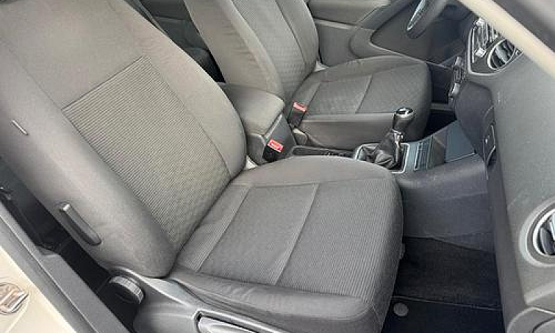 Vw Tiguan 2.0 Tdi 11...
